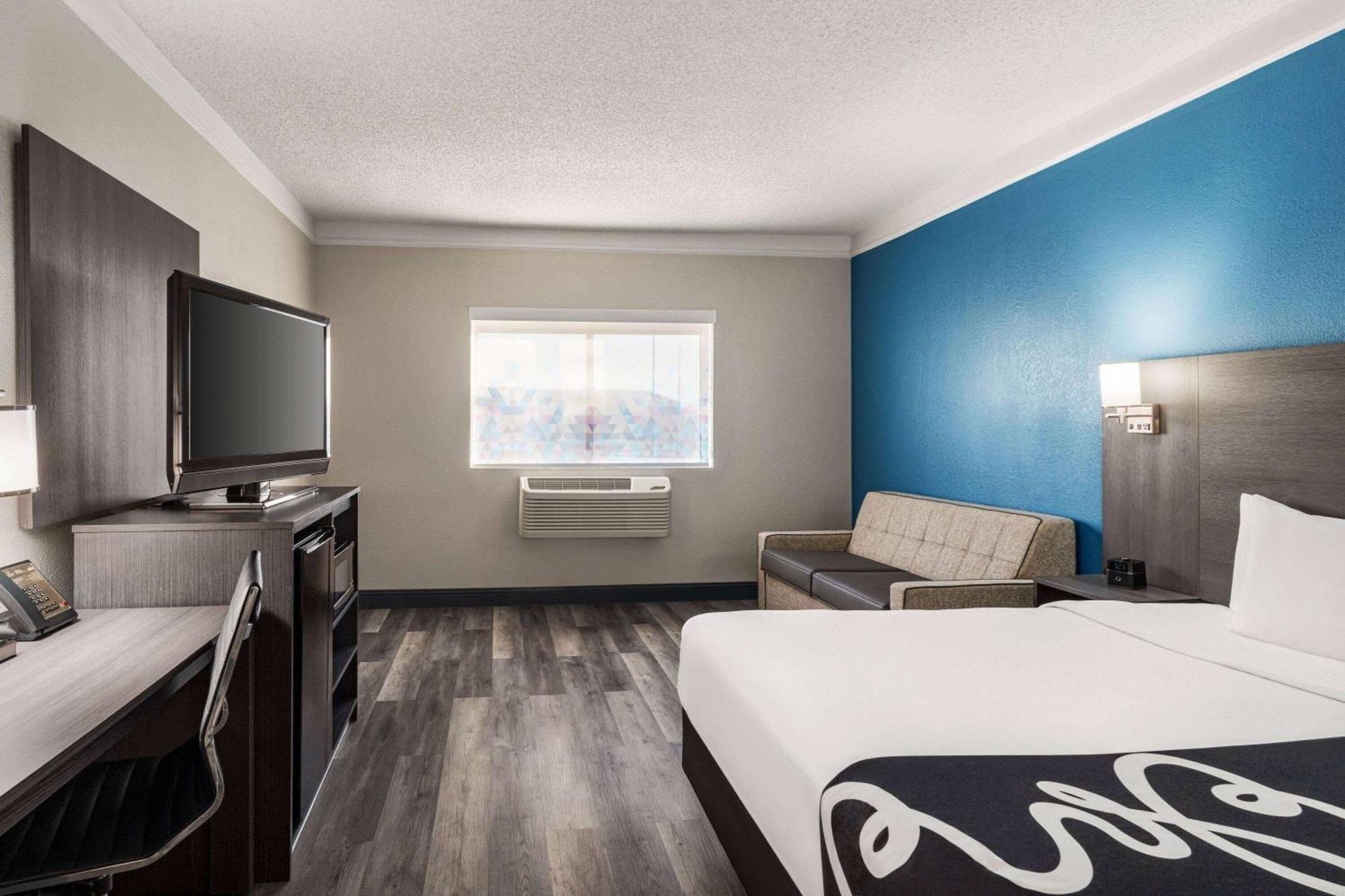 La Quinta By Wyndham North